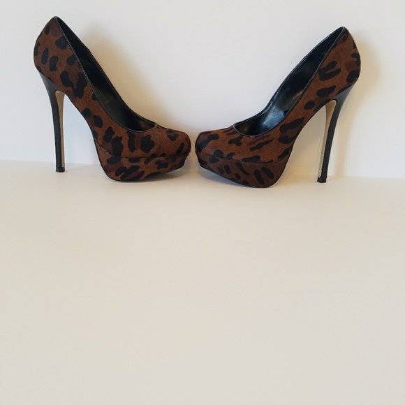 Bakers platform heel/faux leopard fur - Picture 3 of 8
